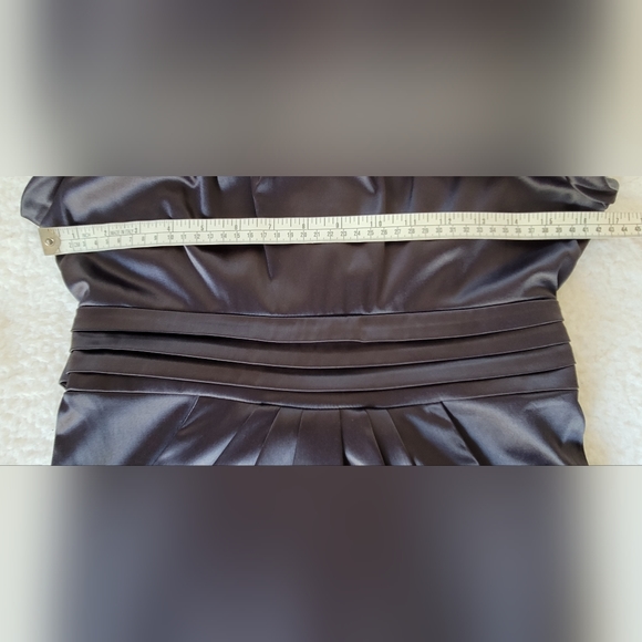 Jody of California S/S Silky Dark Gray Dress with Waist Tie - Picture 4 of 10